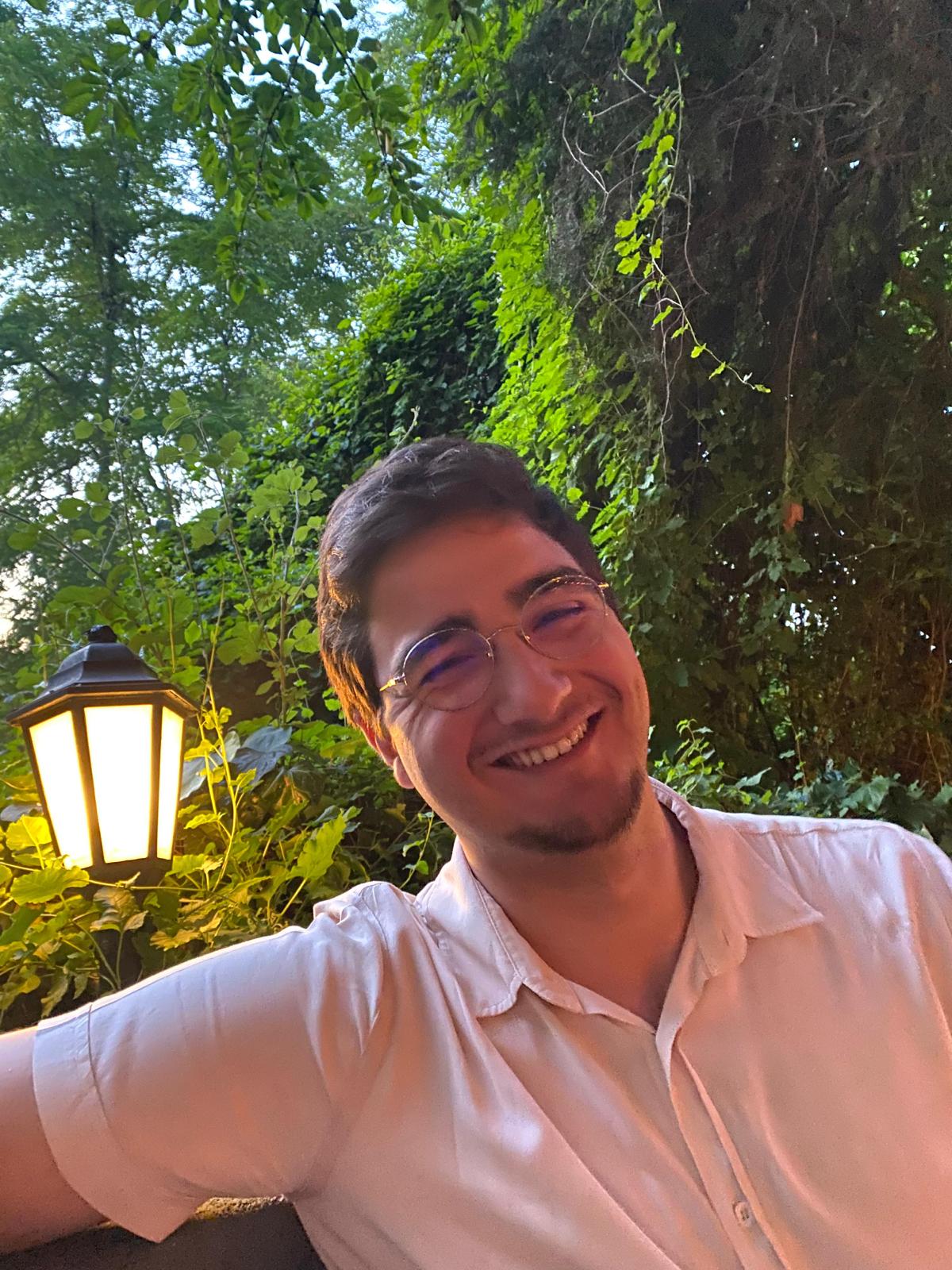 Fikret Özlevent portresi